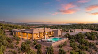 1793 Calle Arbolitos, Santa Fe, NM 87506