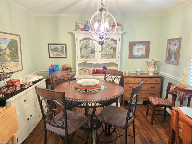 1374 W Lake Drive, Asheboro, NC 27205