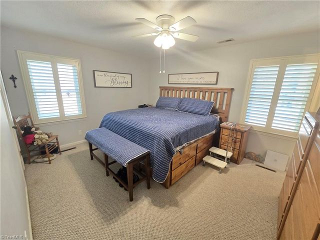 1374 W Lake Drive, Asheboro, NC 27205