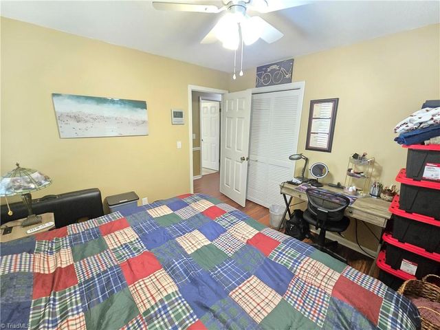 1374 W Lake Drive, Asheboro, NC 27205