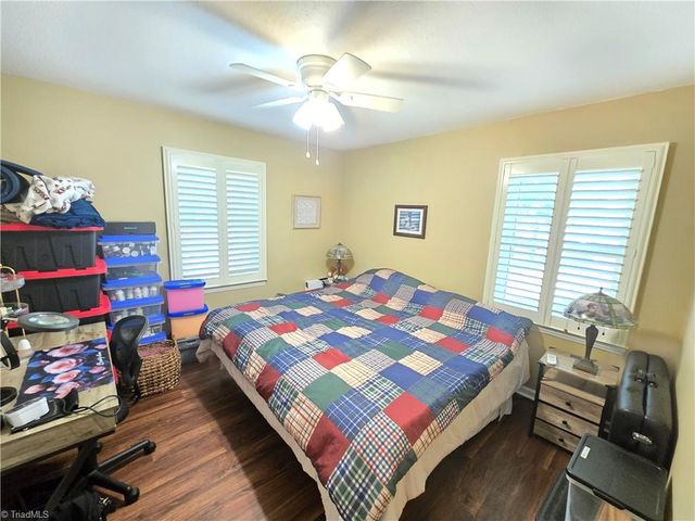 1374 W Lake Drive, Asheboro, NC 27205