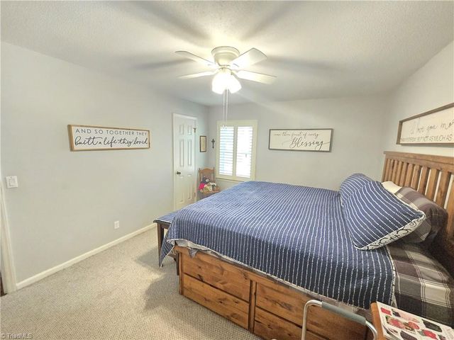 1374 W Lake Drive, Asheboro, NC 27205