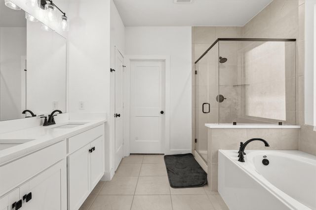 221 Mccrea Court, Montgomery, TX 77316