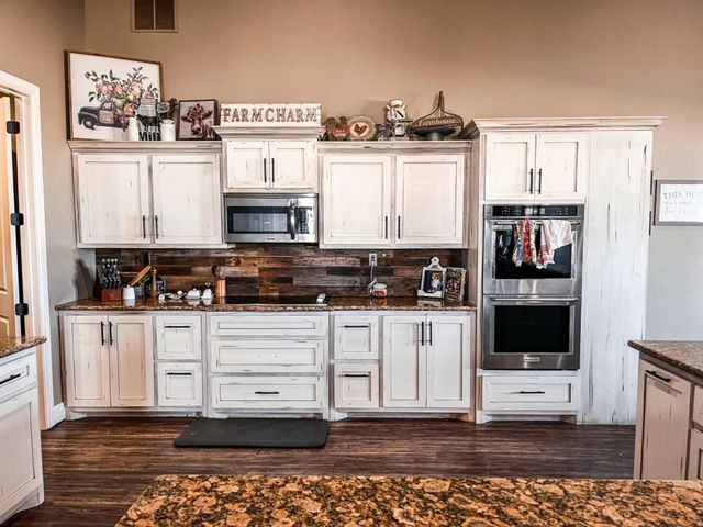 1280 County Road 11 Road, New Home, TX 79381