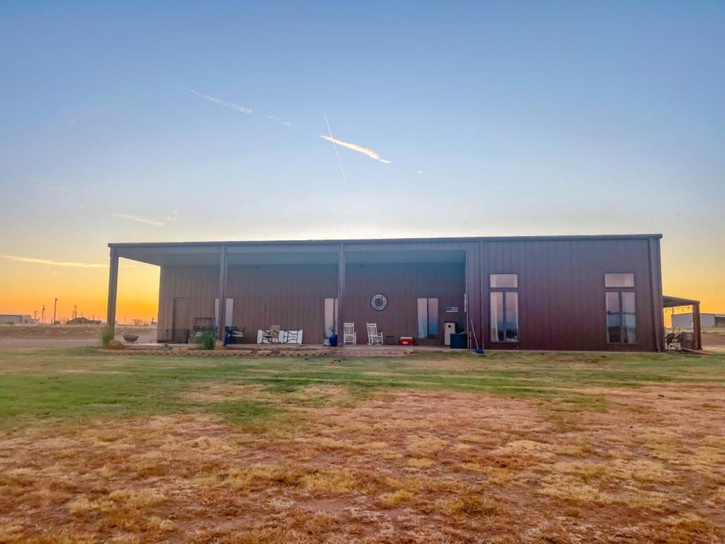 1280 County Road 11 Road, New Home, TX 79381