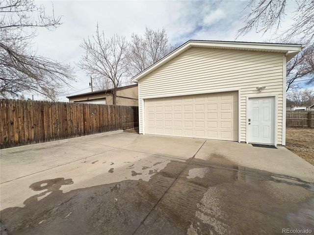 1770 Bahama Street, Aurora, CO 80011
