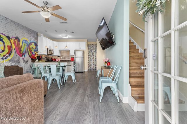 1170 Century Oaks Drive, A, Gulfport, MS 39507