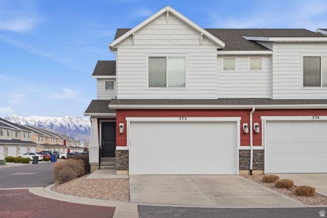 572 S SILVERMOON LN, Saratoga Springs, UT 84045