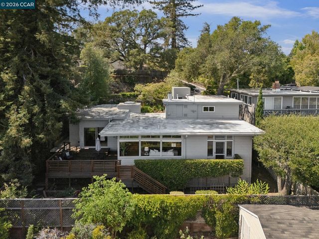473 Pershing Dr., Oakland, CA 94611
