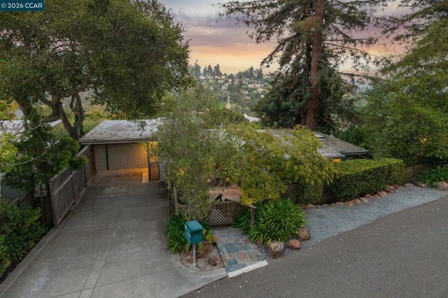 473 Pershing Dr., Oakland, CA 94611
