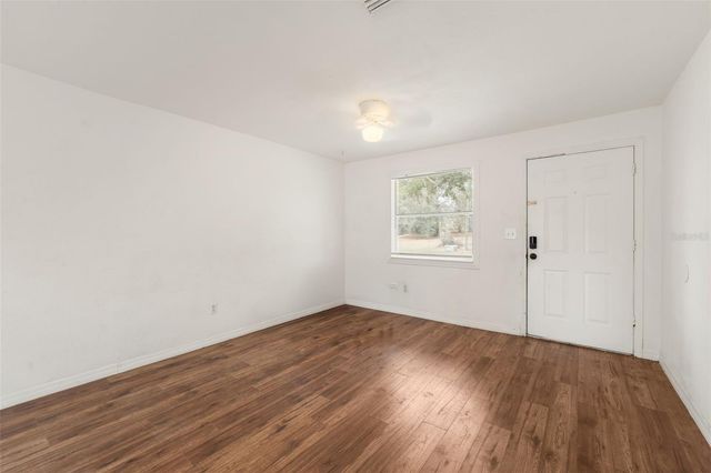 1911 SE 14TH AVENUE, Gainesville, FL 32641
