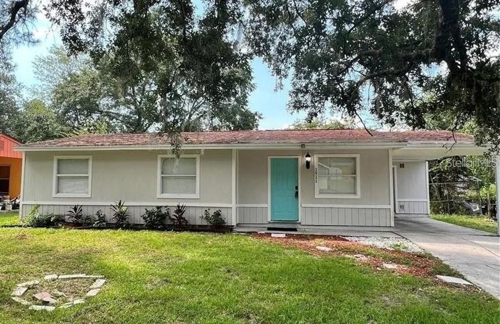 1911 SE 14TH AVENUE, Gainesville, FL 32641