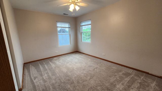 1523 Schumacher Drive W, Bolingbrook, IL 60490