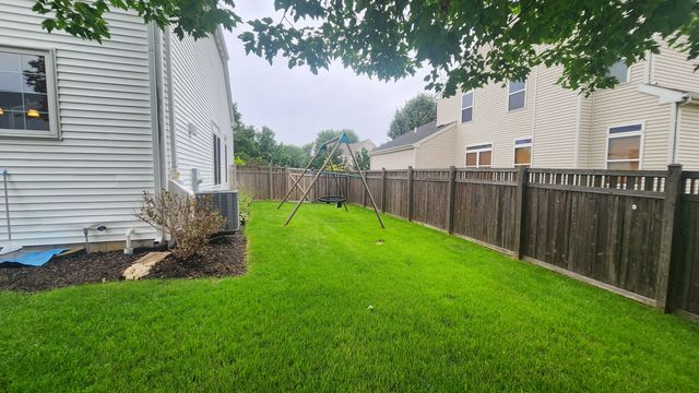 1523 Schumacher Drive W, Bolingbrook, IL 60490