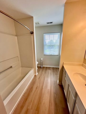 1523 Schumacher Drive W, Bolingbrook, IL 60490