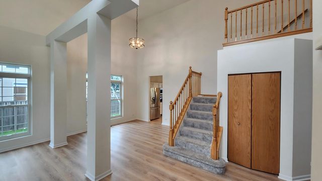 1523 Schumacher Drive W, Bolingbrook, IL 60490