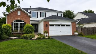 1523 Schumacher Drive W, Bolingbrook, IL 60490