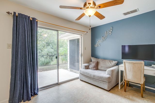 5720 Polo Club Drive, Arlington, TX 76017