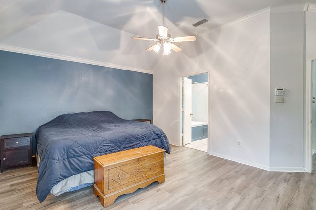 5720 Polo Club Drive, Arlington, TX 76017