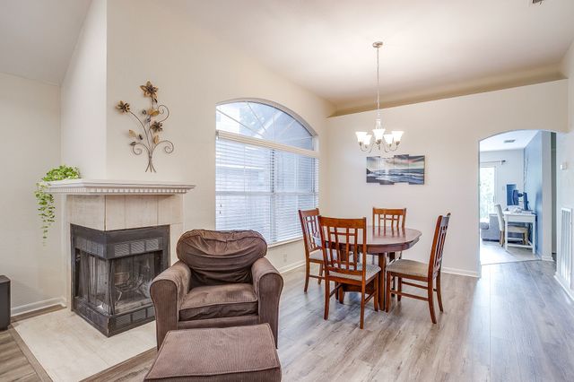 5720 Polo Club Drive, Arlington, TX 76017