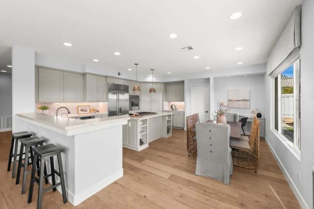 12833 Baywind, San Diego, CA 92130