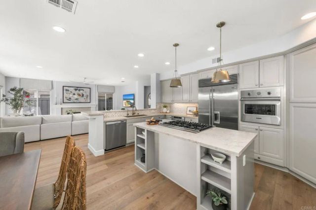 12833 Baywind, San Diego, CA 92130