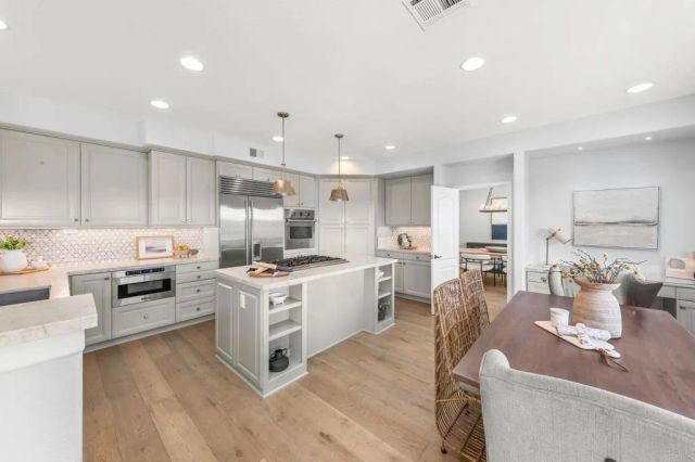 12833 Baywind, San Diego, CA 92130