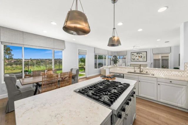 12833 Baywind, San Diego, CA 92130