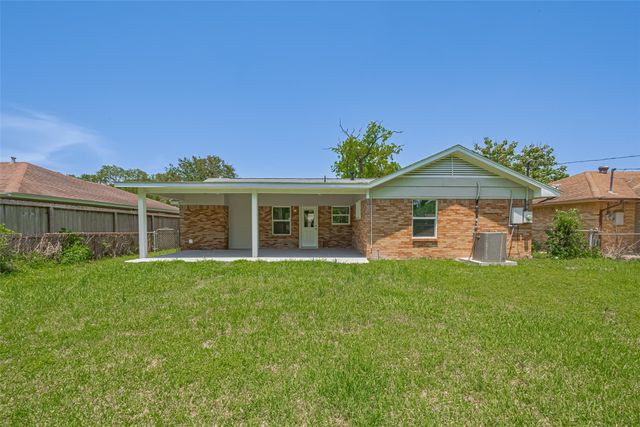 12210 Palmbeach Street, Houston, TX 77034