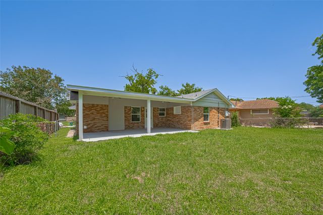 12210 Palmbeach Street, Houston, TX 77034