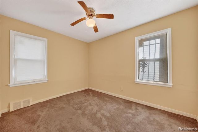 9178 Sussex Street, Detroit, MI 48228