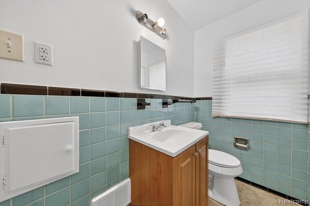 9178 Sussex Street, Detroit, MI 48228