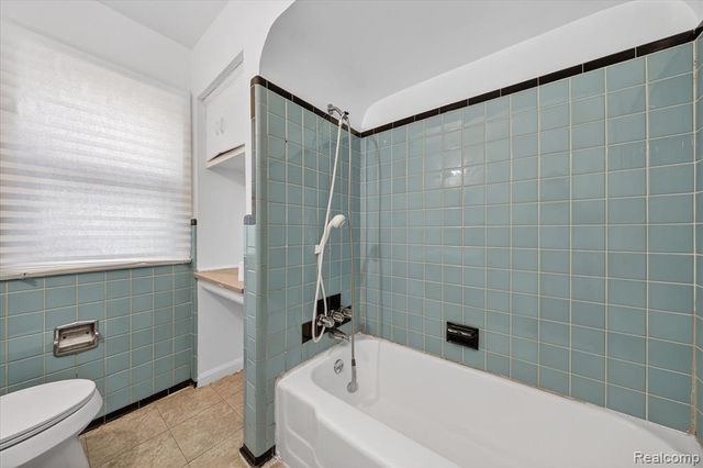 9178 Sussex Street, Detroit, MI 48228