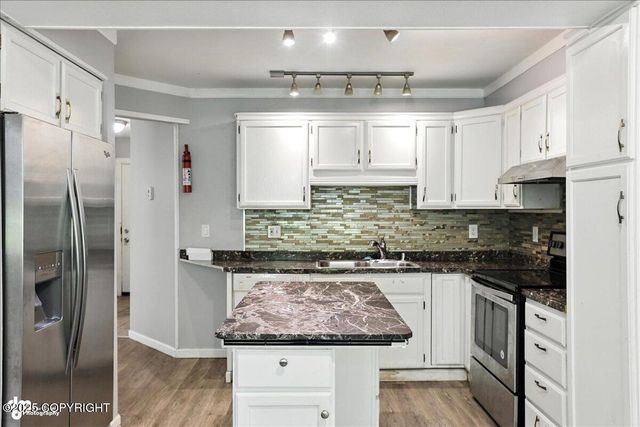 926 W 80th Avenue, Anchorage, AK 99518
