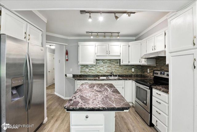 926 W 80th Avenue, Anchorage, AK 99518