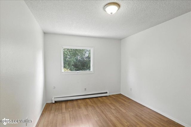 926 W 80th Avenue, Anchorage, AK 99518