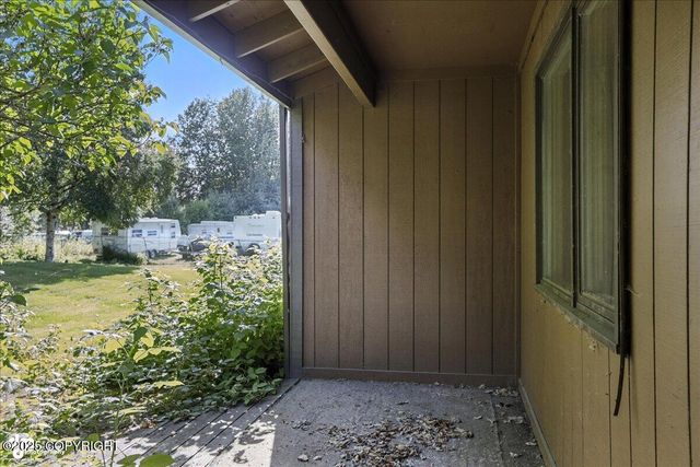 926 W 80th Avenue, Anchorage, AK 99518