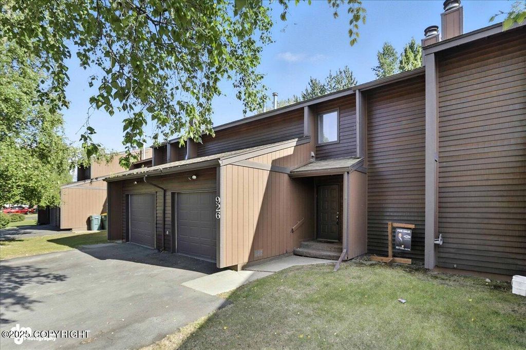 926 W 80th Avenue, Anchorage, AK 99518