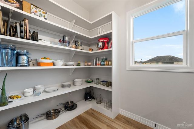 1214 Thacker Lane, Harlingen, TX 78552