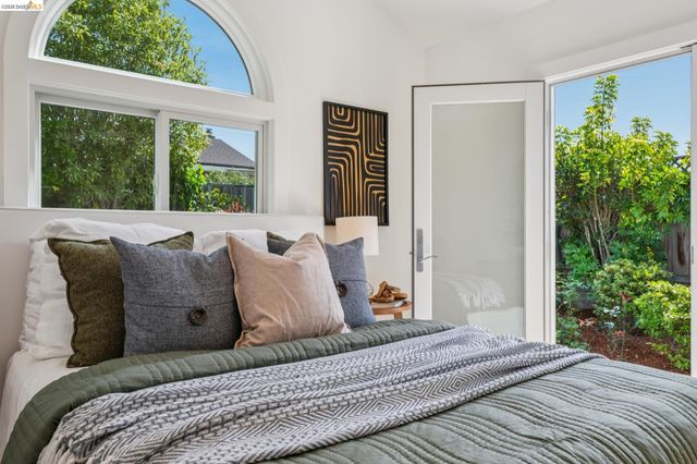 118 Ramona Ave, El Cerrito, CA 94530