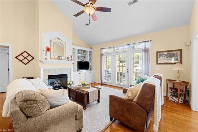 531 Oak Valley Boulevard, Advance, NC 27006