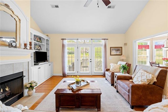531 Oak Valley Boulevard, Advance, NC 27006