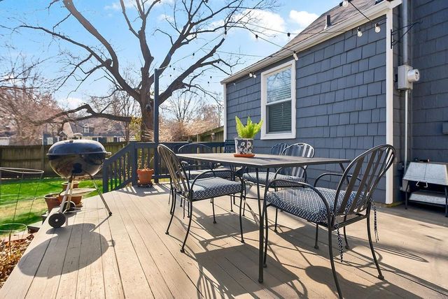 7409 Ash Street, Prairie Village, KS 66208