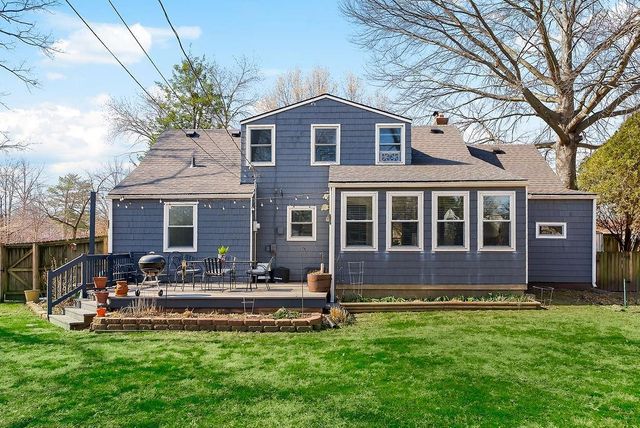 7409 Ash Street, Prairie Village, KS 66208