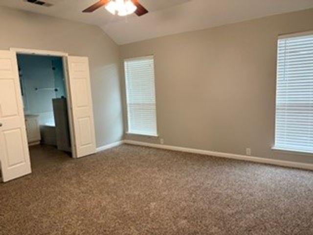1912 Oak Hollow Drive, Bedford, TX 76021