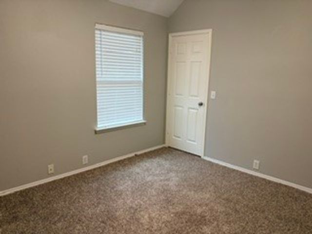 1912 Oak Hollow Drive, Bedford, TX 76021