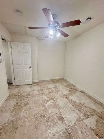 211 RG Lagrone Dr, Hamburg, AR 71646