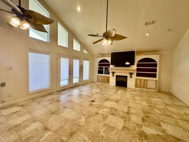 211 RG Lagrone Dr, Hamburg, AR 71646