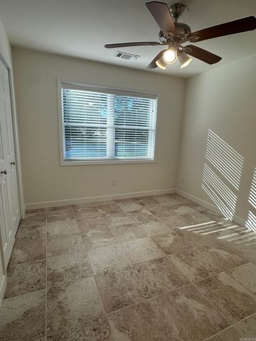 211 RG Lagrone Dr, Hamburg, AR 71646