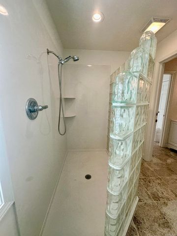 211 RG Lagrone Dr, Hamburg, AR 71646